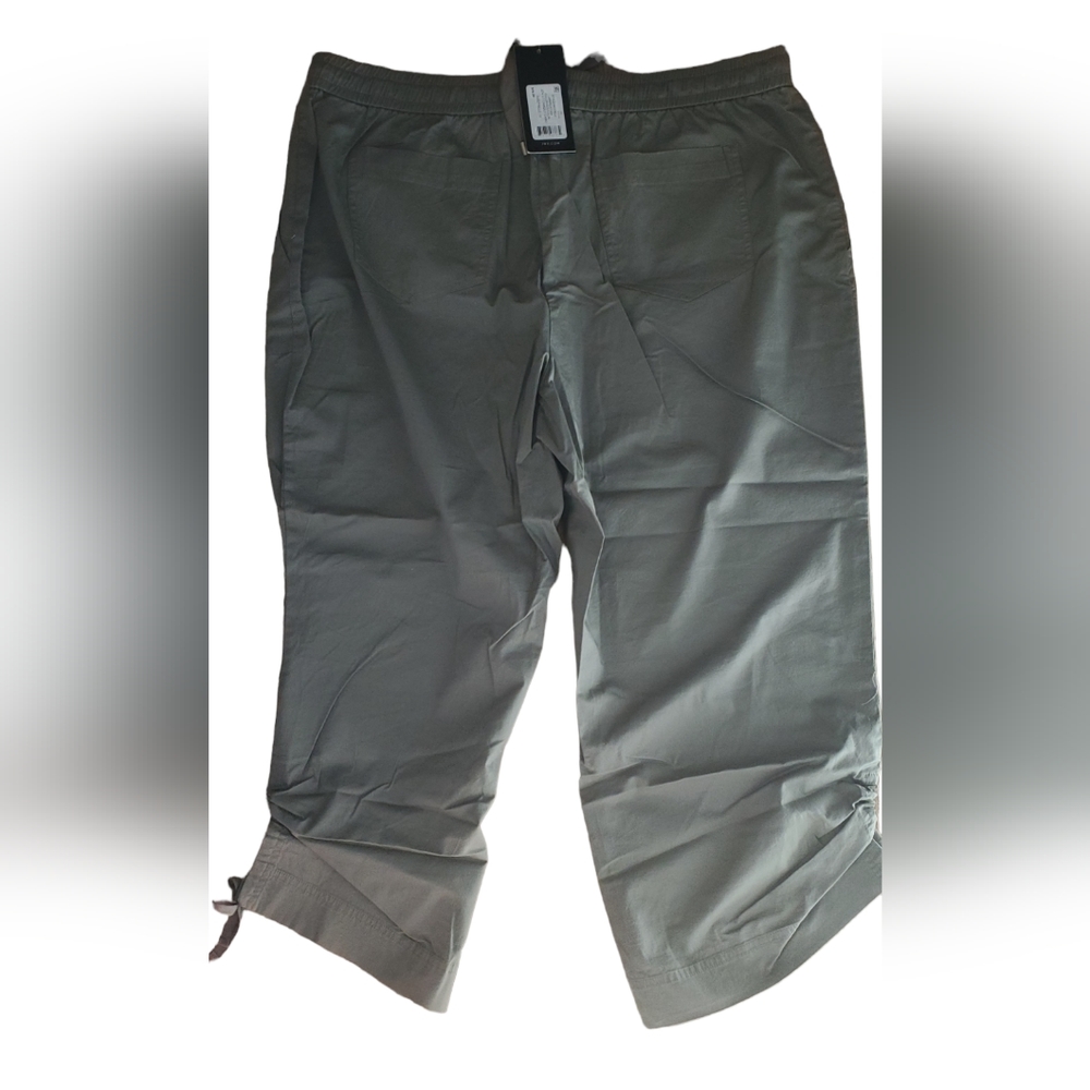Capris pants from Jones